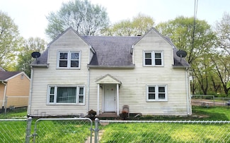 1636 E Britain Ave, Benton Harbor, MI 49022