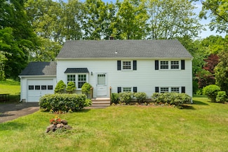 115 Earl Ave, Hamden, CT 06514