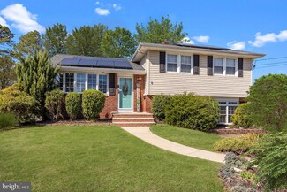 9 Maplebrook Ct, Cherry Hill, NJ 08034