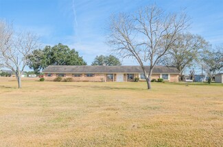10803 Oberrender Rd, Needville, TX 77461