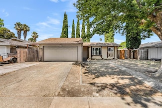 1607 California Dr, Vacaville, CA 95687