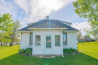500 2nd Ave, Hollandale, WI 53544