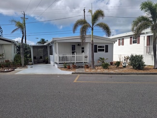 117 N Starboard Dr, Venice, FL 34285