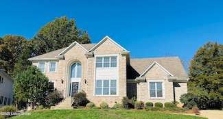 14915 Forest Oaks Dr, Louisville, KY 40245