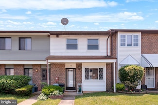 13 Pineknot Ct, Gwynn Oak, MD 21207