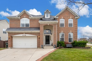 5100 Hawkwood Ct, Carpentersville, IL 60110