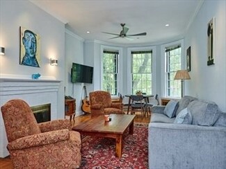 354 Beacon St Unit 5, Boston, MA 02116