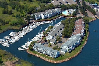 145 Breakers Ln Unit 145, Stratford, CT 06615
