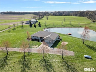 495 S Griffith Creek Rd, Mechanicsburg, IL 62545