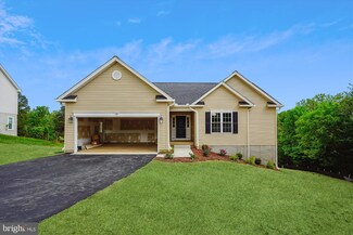 46 Durham Hill Ln, Warrenton, VA 20186