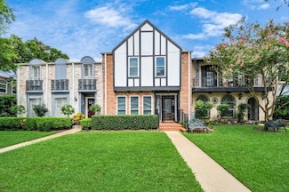 1310 Country Place Dr, Houston, TX 77079