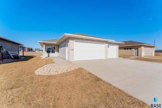 2316 E Tinley St, Brandon, SD 57005