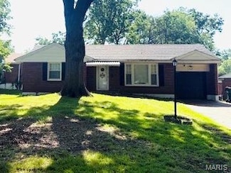 1142 Bluegrass Dr, Saint Louis, MO 63137