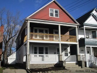 957 Maple Ave, Schenectady, NY 12307
