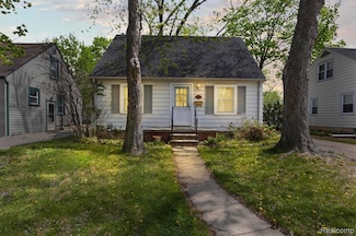 2211 Academy St, Dearborn, MI 48124