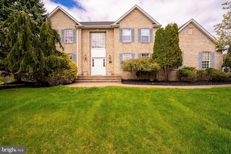 24 Scott Dr, Monroe Township, NJ 08831