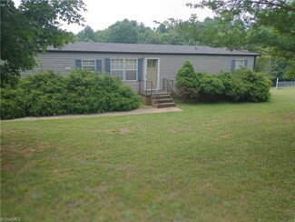 682 Millard Ln, Millers Creek, NC 28651