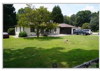 2706 Connelly Springs Rd, Granite Falls, NC 28630