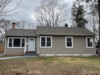 36 Hawthorne Dr, Somerset, NJ 08873