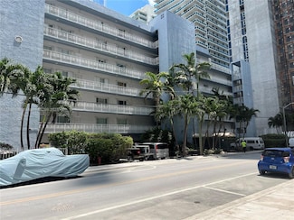 677 NE 24th St Unit 607, Miami, FL 33137
