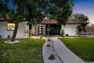 2306 S San Jose Cir, Tampa, FL 33629