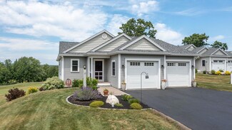 17 Callaway Dr Unit 7, Gray, ME 04039