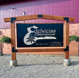 500 W High St Unit 14, Red River, NM 87558