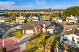 1352 Camellia Ct, Lompoc, CA 93436