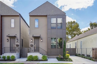 2404 Danneel St, New Orleans, LA 70113