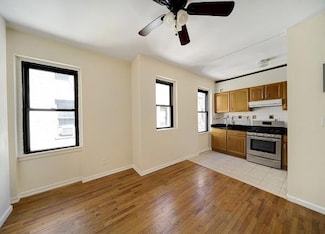 21-67 33rd St Unit 4-C, Astoria, NY 11105