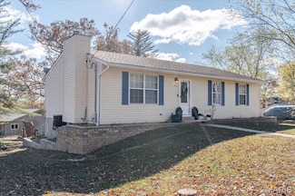 418 Parklane Dr, Saint Clair, MO 63077