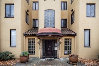 4515 Burke Ave N, Seattle, WA 98103