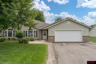 107 Oxford Path, Mankato, MN 56001