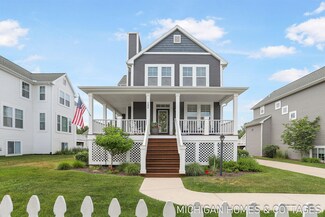482 E Summer Grove Dr, Douglas, MI 49406