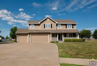 2521 SW Windermere Ct, Topeka, KS 66614