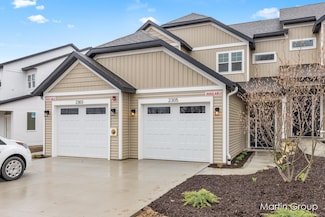 2297 Watertown Way, Grand Rapids, MI 49505