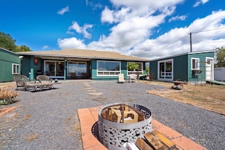 190 Aliiolani St, Makawao, HI 96768