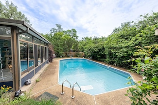 3743 Stonehill Dr, Bartlett, TN 38135