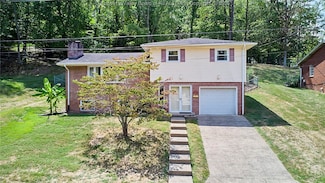 1505 Village Dr, Charleston, WV 25309