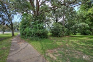 304 Greeno Rd N Unit 5, Fairhope, AL 36532