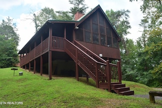 1502 Ridgecrest Dr, Sevierville, TN 37876