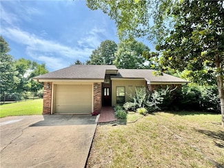 2722 E Coy Kaylor Dr, Fayetteville, AR 72703