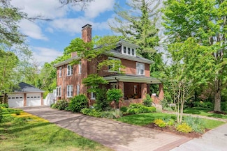 604 Preston Ave, Blacksburg, VA 24060