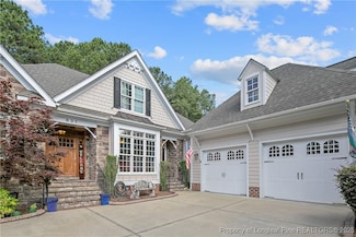 631 Anderson Creek Dr, Spring Lake, NC 28390