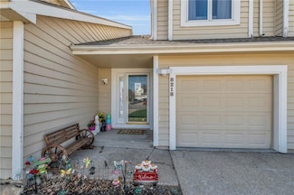 8218 NW Bradford Ct, Kansas City, MO 64151