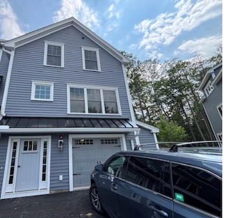 55 Thompson Rd, Rye, NH 03870