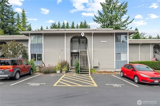 17306 NE 45th St Unit H116, Redmond, WA 98052