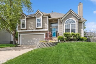 21416 W 64th St, Shawnee, KS 66218