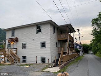 45 N Green St Unit 7, Berkeley Springs, WV 25411