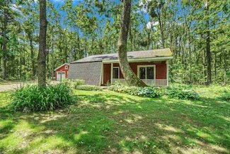4268 Lightfoot Rd, Harbor Springs, MI 49740